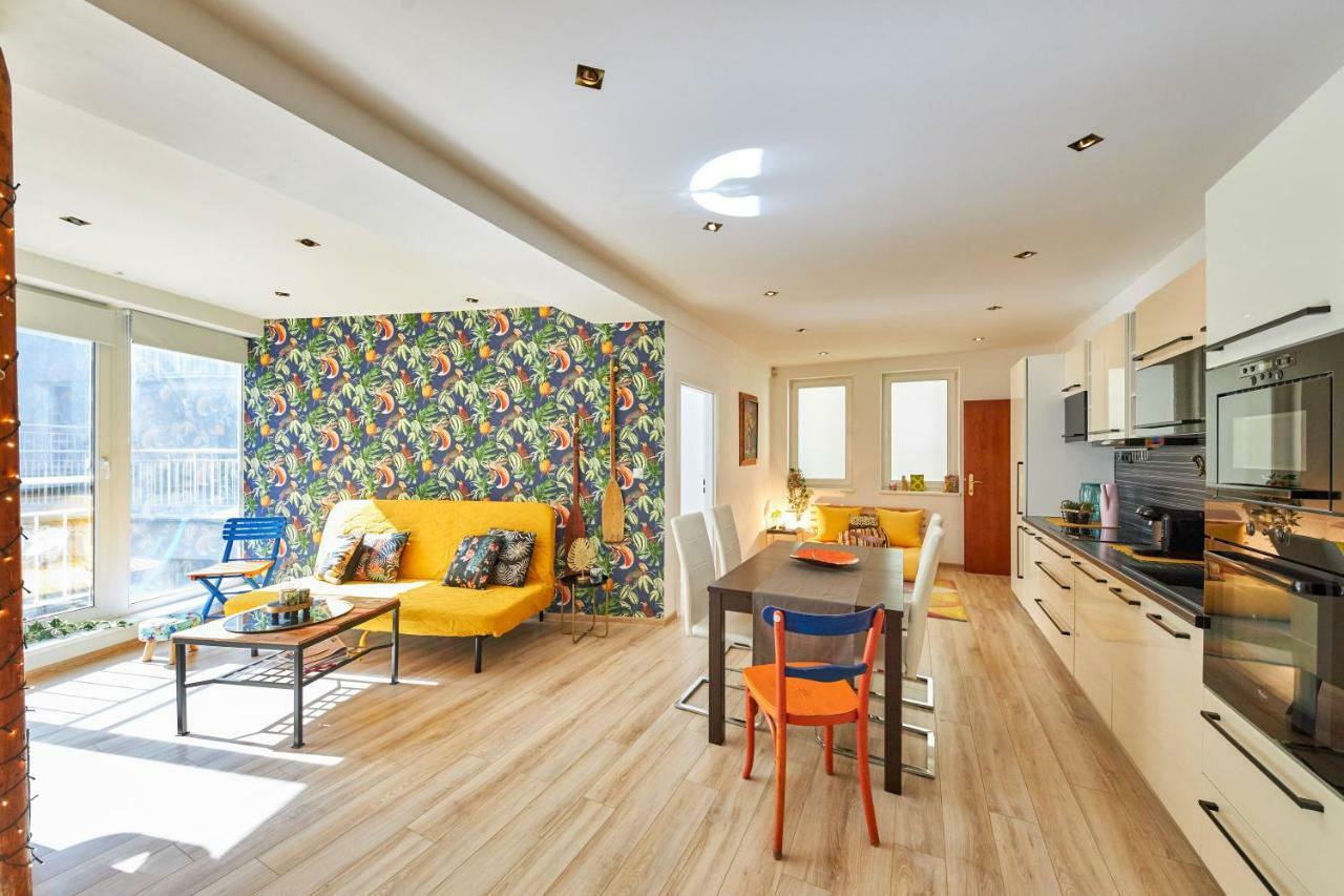 Pineapple Apartment Братислава Экстерьер фото
